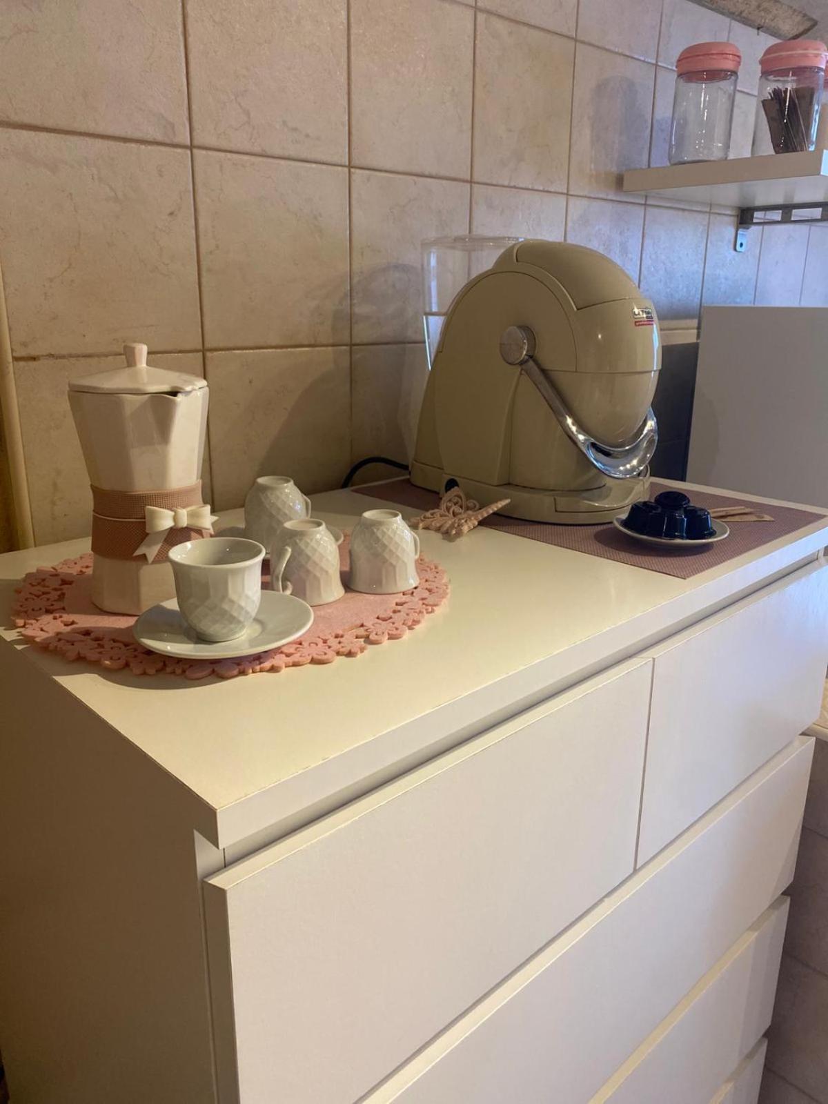 Milo'S Ll Bed and Breakfast Bari Exteriör bild